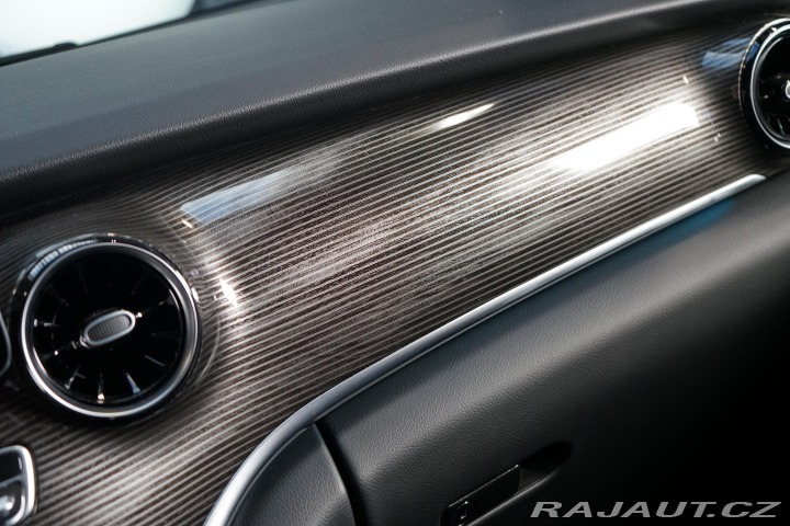 Mercedes-Benz V 300d 4M AMG Nez.Top Vzduc 2023