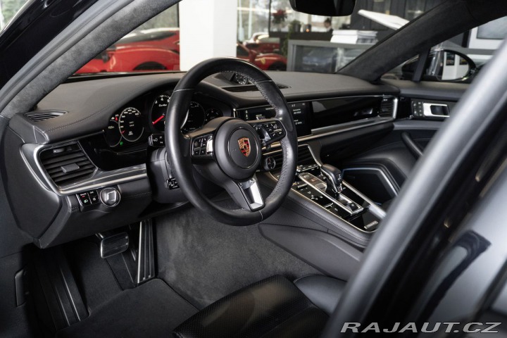Porsche Panamera Turbo Sport Turismo 2019