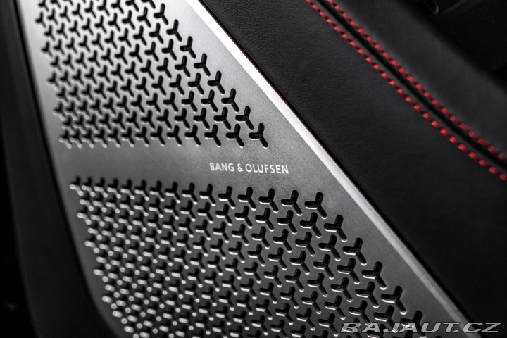 Lamborghini Urus B&O/23/AKRAPOVI 2022