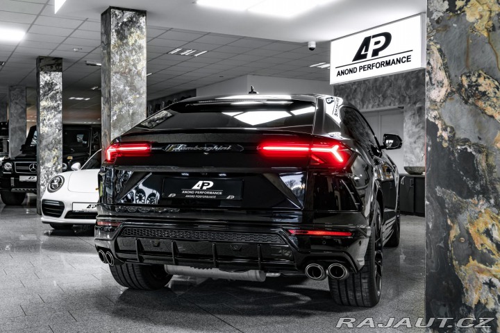 Lamborghini Urus B&O/23/AKRAPOVI 2022