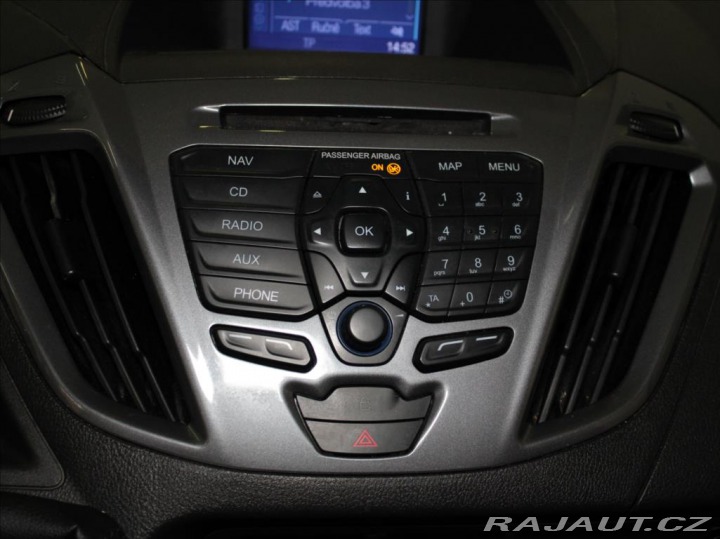 Ford Tourneo Custom 2,0 TDCi MT 9.míst KŮŽE T 2017