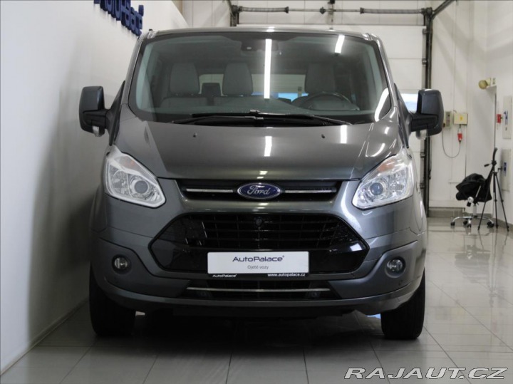Ford Tourneo Custom 2,0 TDCi MT 9.míst KŮŽE T 2017