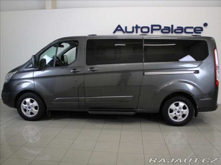 Ford Tourneo Custom 2,0 TDCi MT 9.míst KŮŽE T 2017