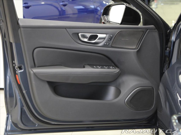 Volvo S60 2,0 B5 AWD Ultimate Dark 2024