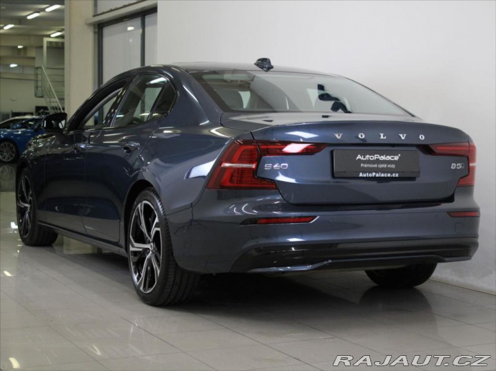 Volvo S60 2,0 B5 AWD Ultimate Dark 2024
