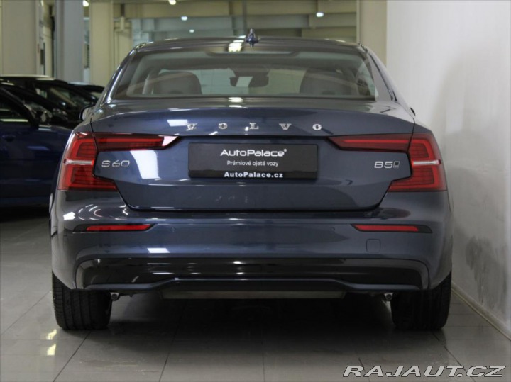 Volvo S60 2,0 B5 AWD Ultimate Dark 2024