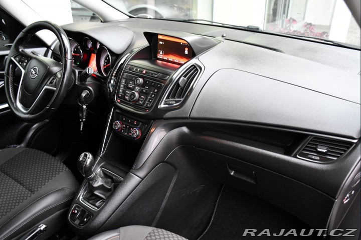 Opel Zafira 1.4LPG TURBO 7MÍST SERV.K 2015