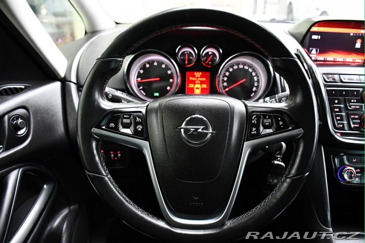 Opel Zafira 1.4LPG TURBO 7MÍST SERV.K 2015