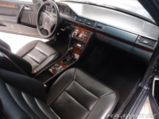 Mercedes-Benz 124 300 CE 24V Cabrio. 1994