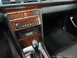 Mercedes-Benz 124 300 CE 24V Cabrio. 1994