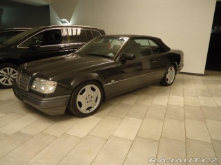 Mercedes-Benz 124 300 CE 24V Cabrio. 1994
