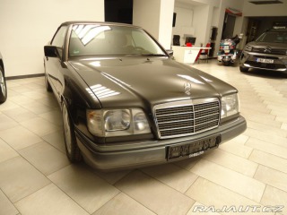 Mercedes-Benz 124 300 CE 24V Cabrio. 1994
