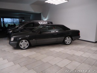 Mercedes-Benz 124 300 CE 24V Cabrio. 1994