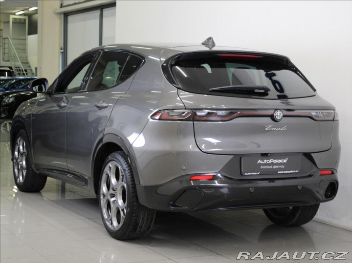 Alfa Romeo Tonale 1,5 T. e-Hybrid Akční CE 2023