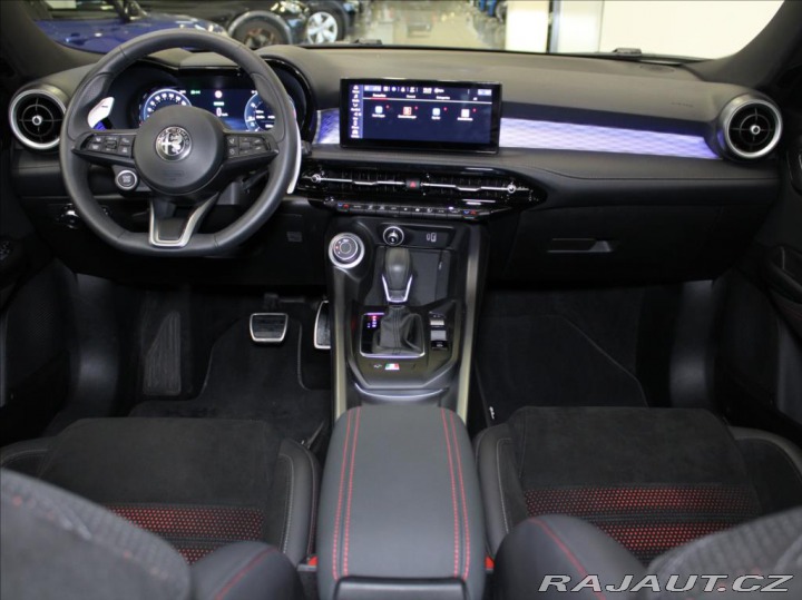 Alfa Romeo Tonale 1,5 T. e-Hybrid Akční CE 2023