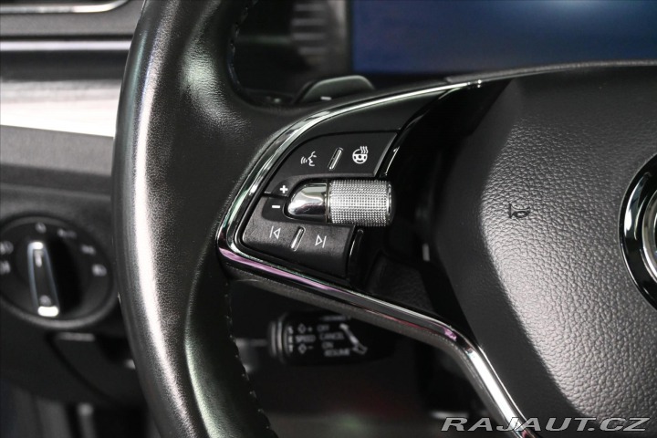 Škoda Superb 2,0 TDI 110 kW DSG STYLE 2022
