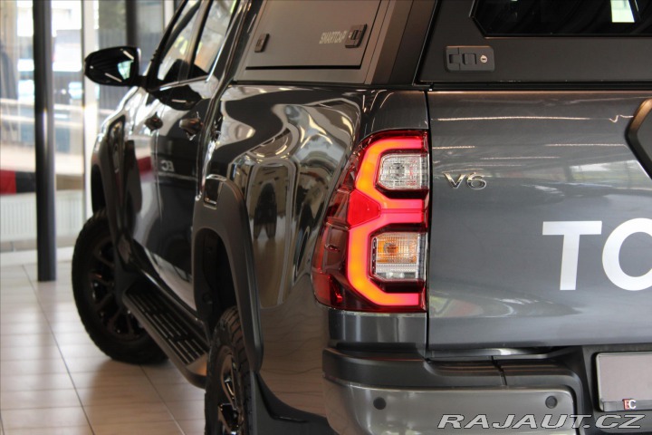 Toyota Hilux 4,0 V6 DC Adventure OME / 2022