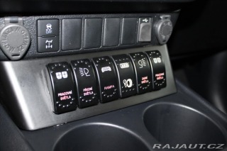 Toyota Hilux 4,0 V6 DC Adventure OME / 2022