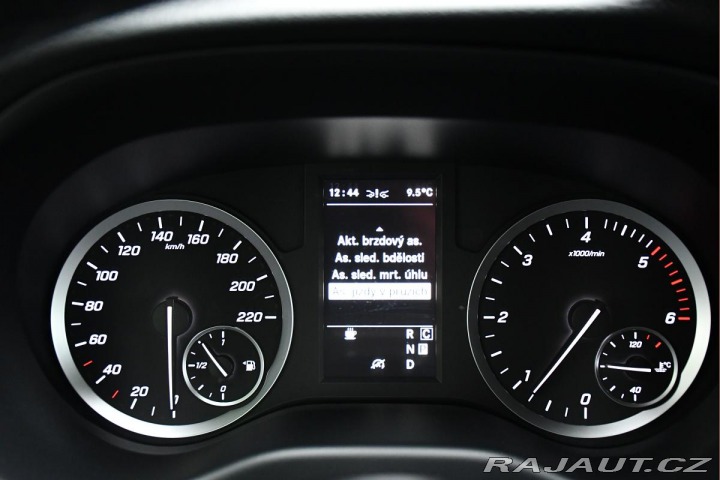 Mercedes-Benz Vito VANTOURER URBAN ZÁRUKA 2024