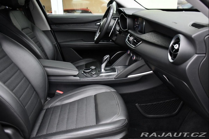 Alfa Romeo Stelvio 2.2d Q4 CARPLAY ČR 2020