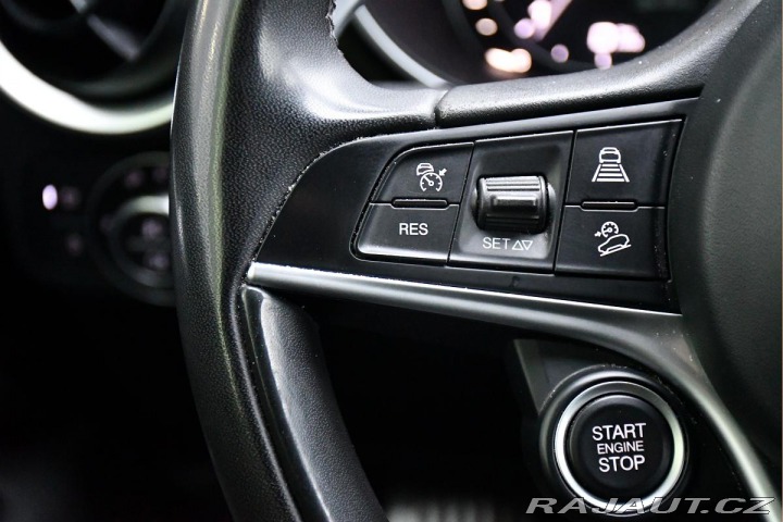 Alfa Romeo Stelvio 2.2d Q4 CARPLAY ČR 2020