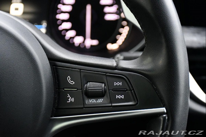 Alfa Romeo Stelvio 2.2d Q4 CARPLAY ČR 2020