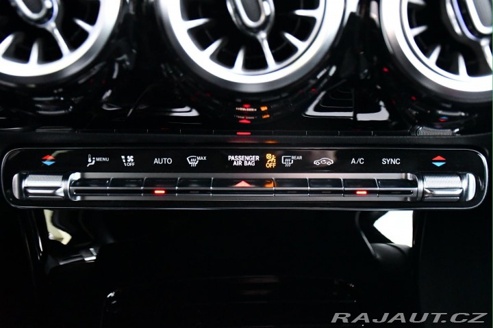 Mercedes-Benz A 180 ZÁRUKA LED NAV VIRTUA 2023