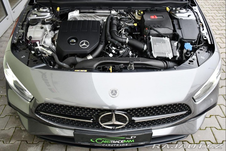 Mercedes-Benz A 180 ZÁRUKA LED NAV VIRTUA 2023