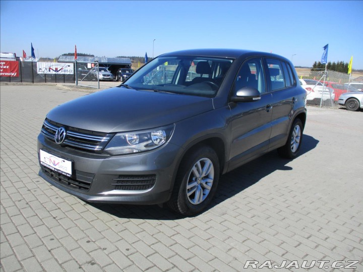 Volkswagen Tiguan 1,4 TSI 90kw Trendline Ta 2014