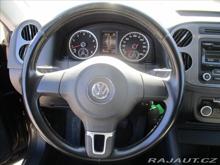 Volkswagen Tiguan 1,4 TSI 90kw Trendline Ta 2014