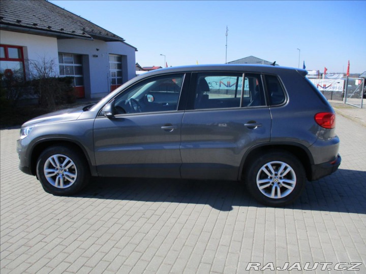 Volkswagen Tiguan 1,4 TSI 90kw Trendline Ta 2014