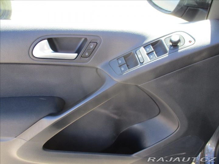Volkswagen Tiguan 1,4 TSI 90kw Trendline Ta 2014
