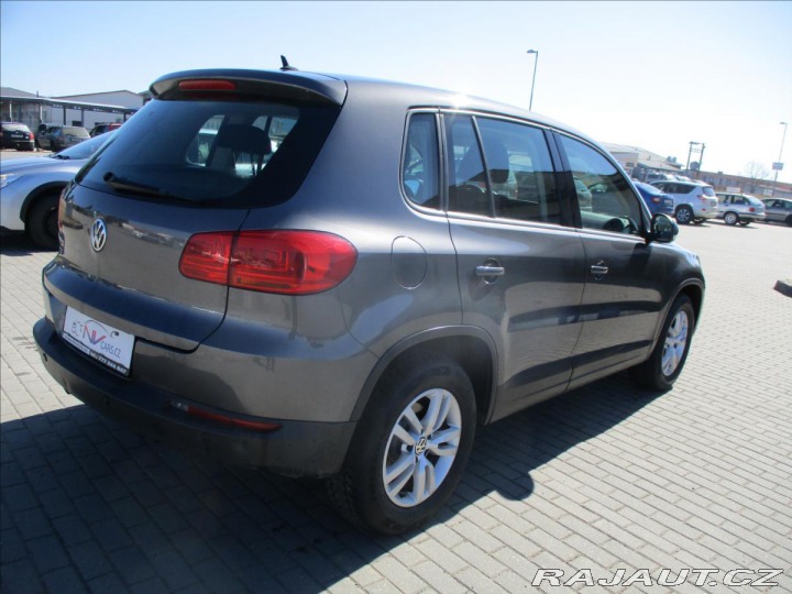 Volkswagen Tiguan 1,4 TSI 90kw Trendline Ta 2014