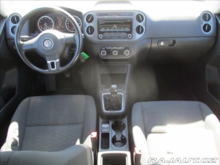 Volkswagen Tiguan 1,4 TSI 90kw Trendline Ta 2014
