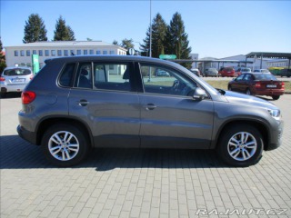 Volkswagen Tiguan 1,4 TSI 90kw Trendline Ta 2014