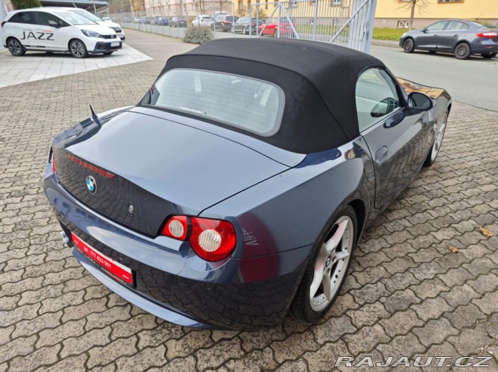 BMW Z4 2.2i Roadster Manuál 170P 2005