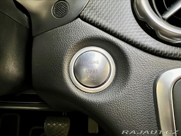 Mercedes-Benz GLA 200d 4MATIC STYLE, LED, K 2019
