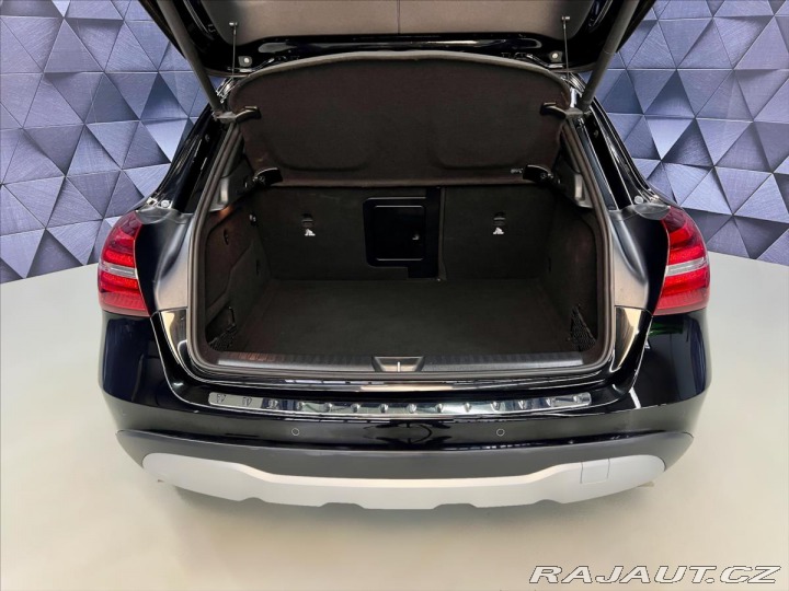 Mercedes-Benz GLA 200d 4MATIC STYLE, LED, K 2019