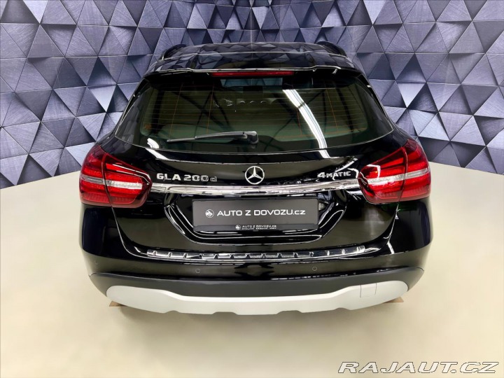 Mercedes-Benz GLA 200d 4MATIC STYLE, LED, K 2019