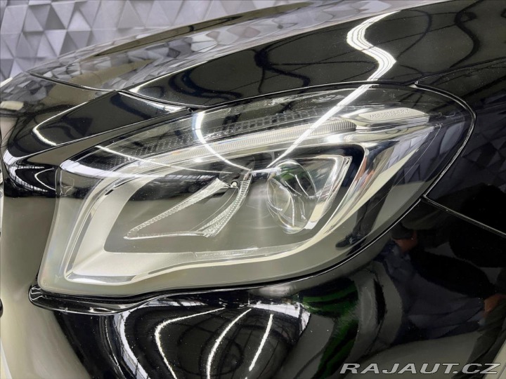 Mercedes-Benz GLA 200d 4MATIC STYLE, LED, K 2019