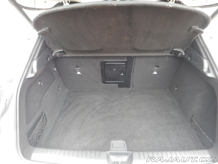 Mercedes-Benz GLA 200 D 4MATIC 2015