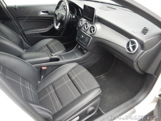 Mercedes-Benz GLA 200 D 4MATIC 2015
