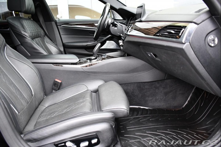 BMW 5 M550d Rezervace 2018