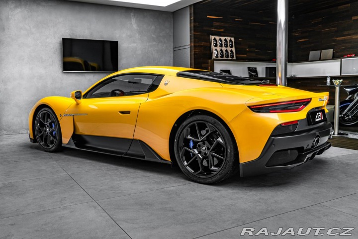 Maserati MC20 Keramiky, karbon, Alcanta 2024