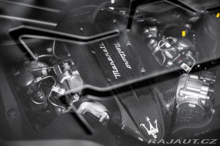 Maserati MC20 Keramiky, karbon, Alcanta 2024