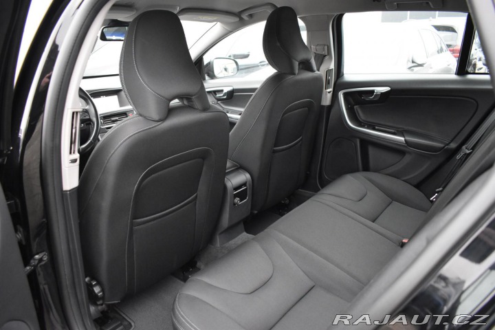 Volvo V60 2.0 D2 88kW MANUÁL*NAVI*S 2018