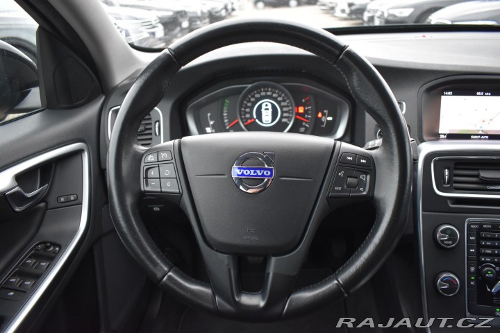 Volvo V60 2.0 D2 88kW MANUÁL*NAVI*S 2018