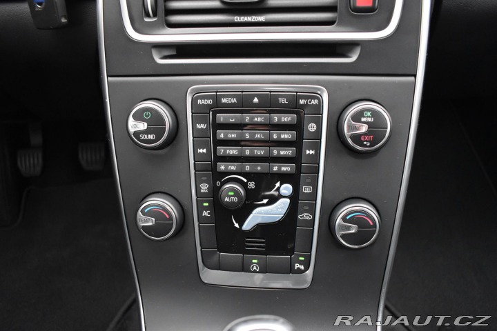 Volvo V60 2.0 D2 88kW MANUÁL*NAVI*S 2018