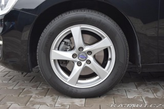 Volvo V60 2.0 D2 88kW MANUÁL*NAVI*S 2018