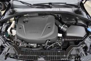 Volvo V60 2.0 D2 88kW MANUÁL*NAVI*S 2018